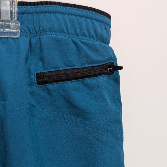 Hoka One One Running Shorts XLarge Men's Teal Lightweight Training Gym 7" Lined - Picture 7 of 8